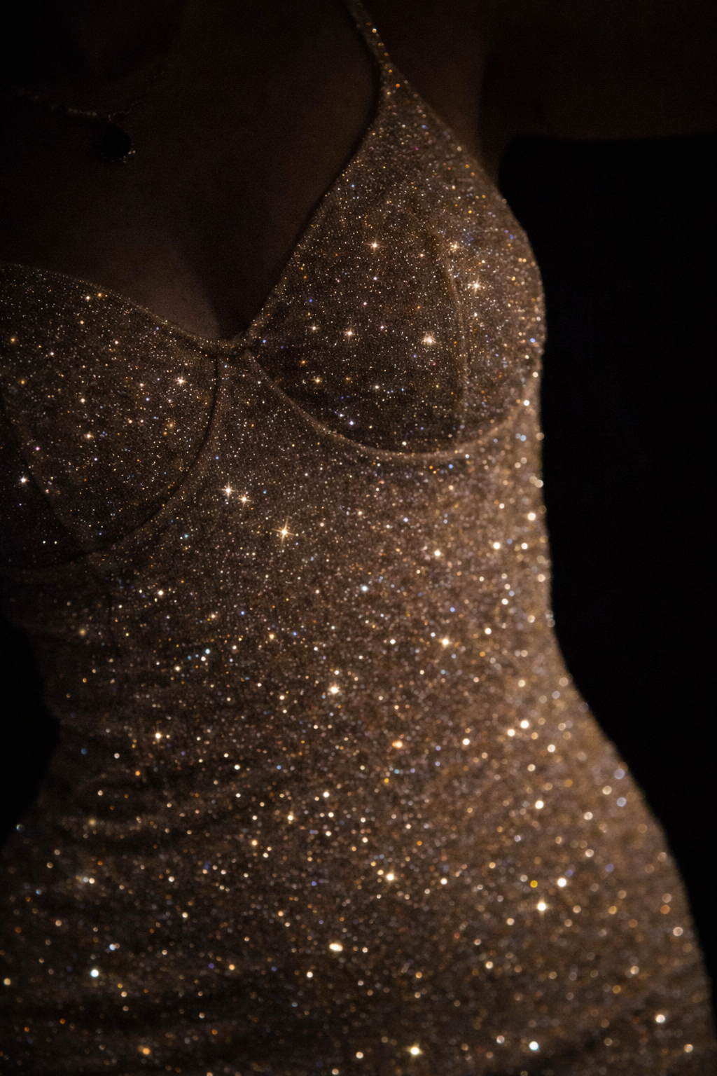 Lumiere de Nuit – Midnight Glow Elbise