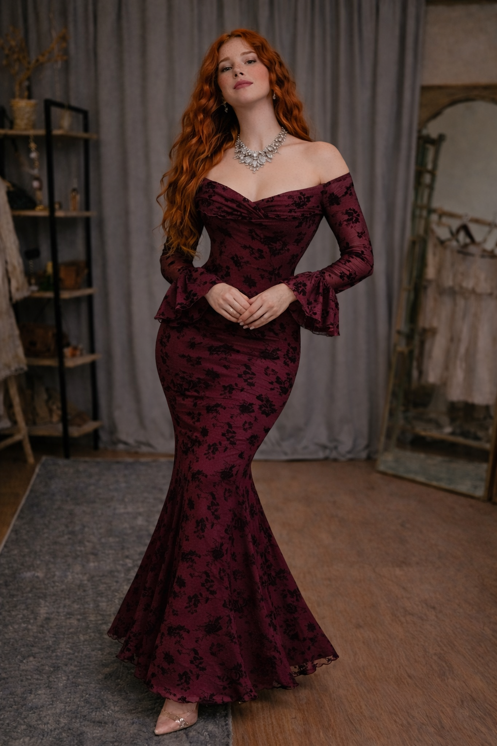 Crimson Nocturnal Elbise