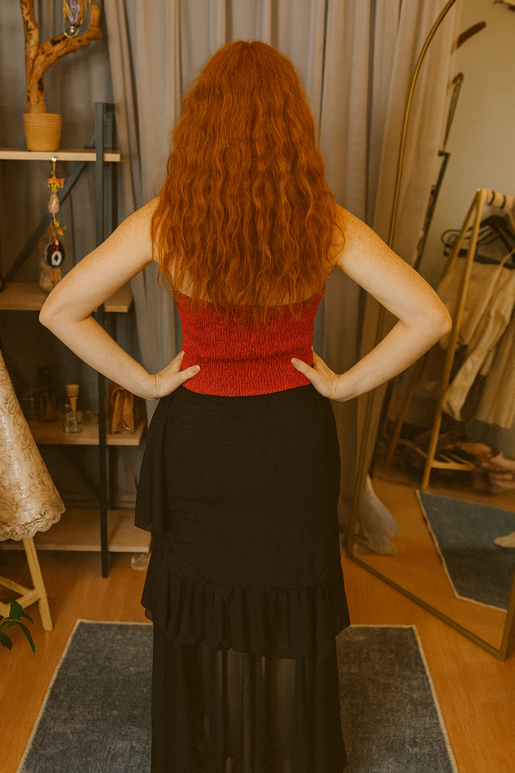 Crimson Pearl Set
(Korse & Asimetrik Etek – 2 Parça)