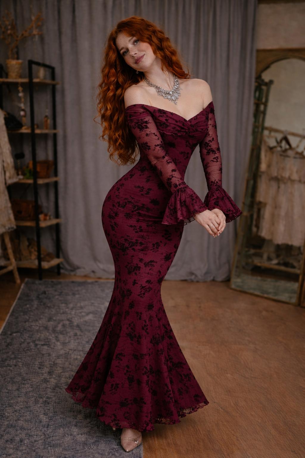 Crimson Nocturnal Elbise